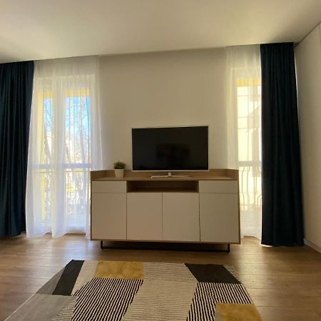 Cozy Apartment In The Business Area Of Bucharest Exterior photo
